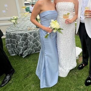 Alfred Sung trumpet gown